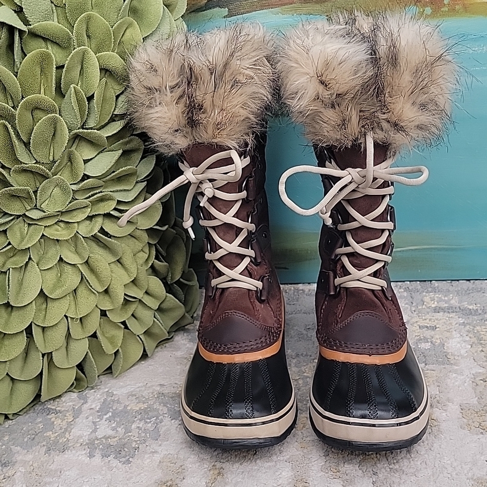 Sorel Boots Joan Of Arctic Black & Brown Sze 7
